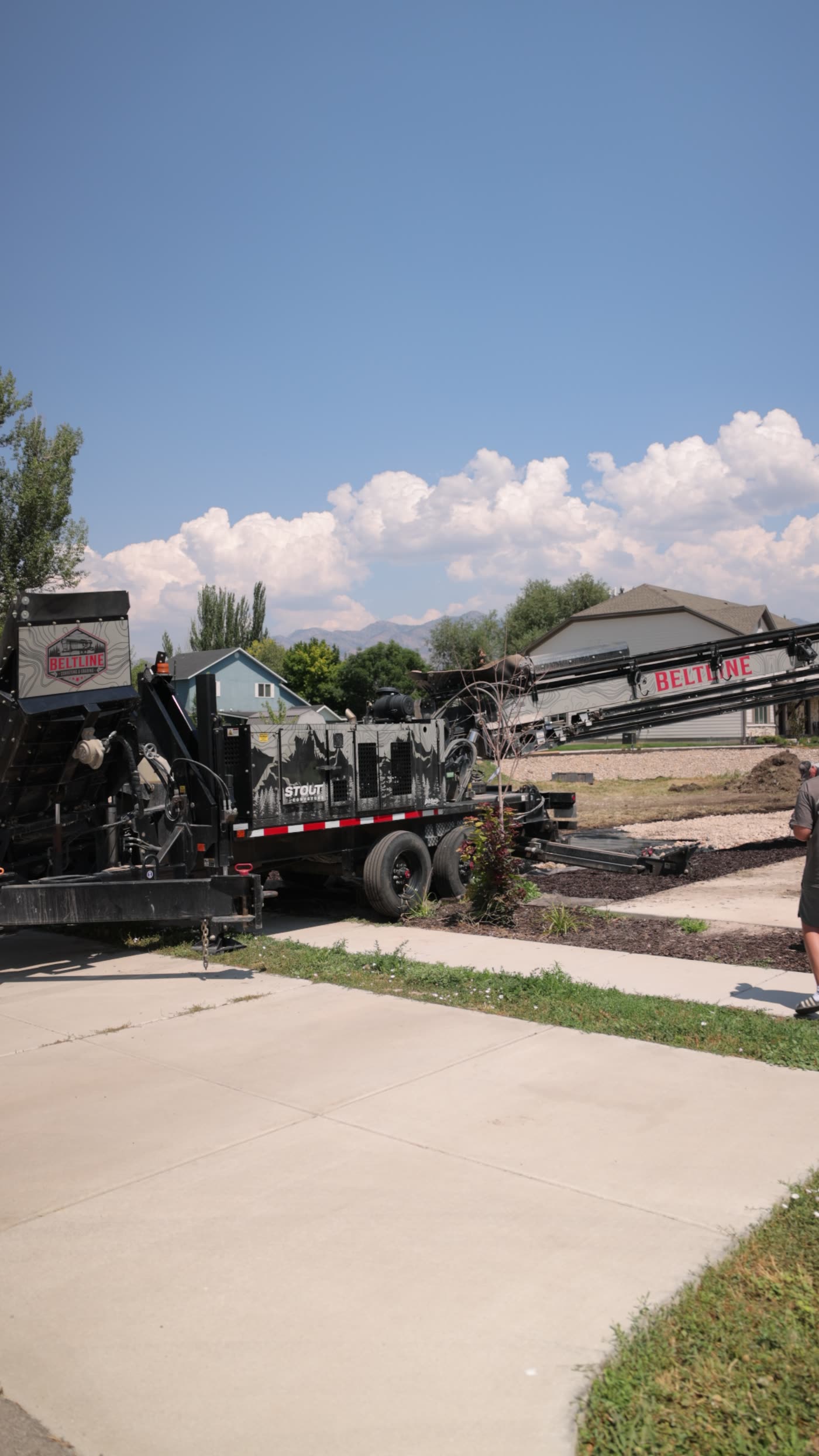 The full rig set up on a residential lot