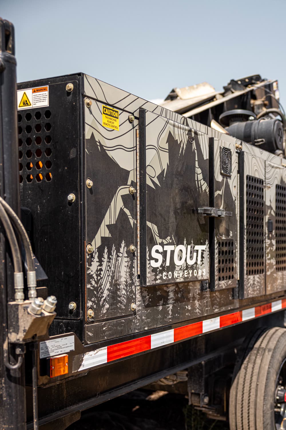 Side of the Stout TC-50 unit on its trailer